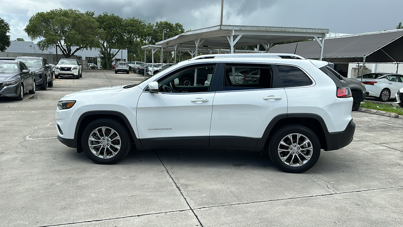 2021 Jeep Cherokee Latitude Plus 5