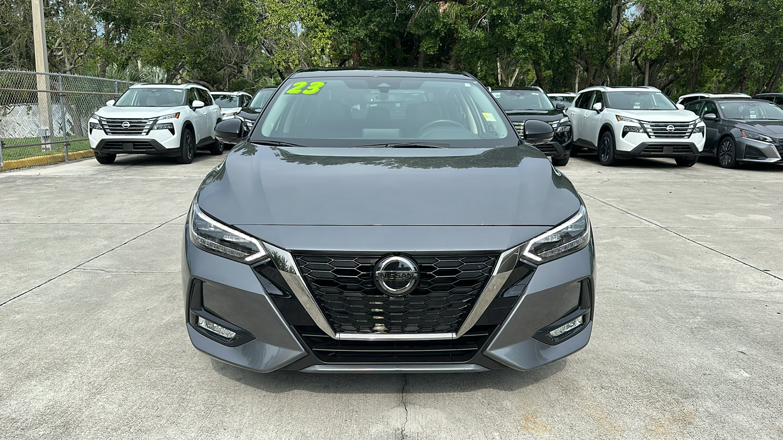 2023 Nissan Sentra SR 2