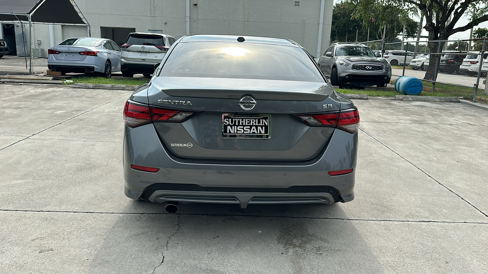 2023 Nissan Sentra SR 7