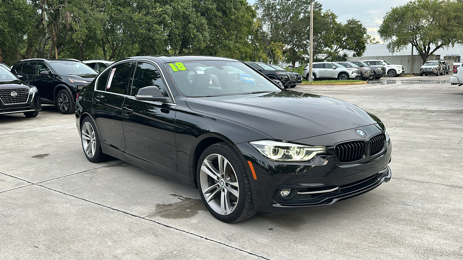 2018 BMW 3 Series 330i 1