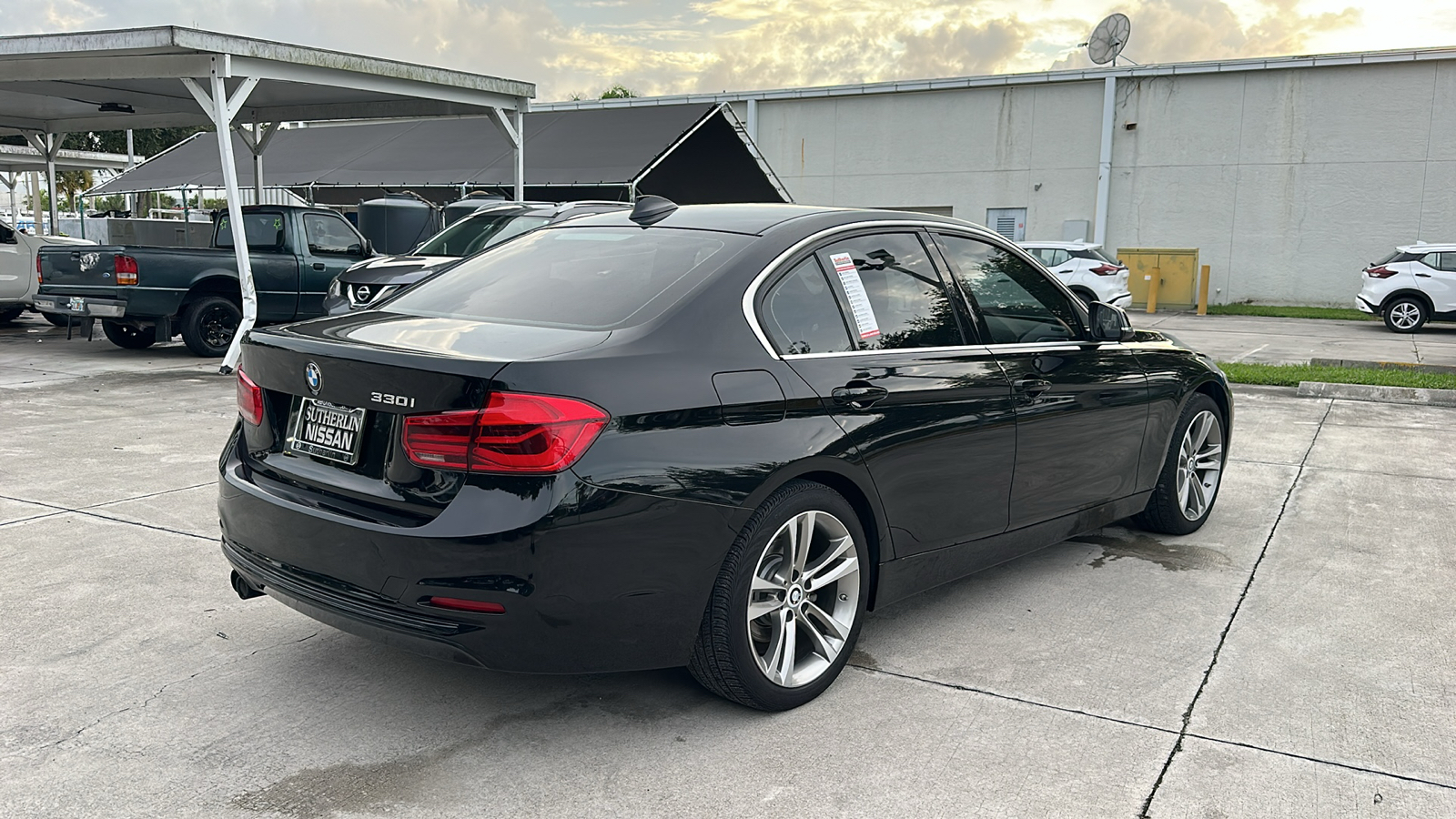 2018 BMW 3 Series 330i 8