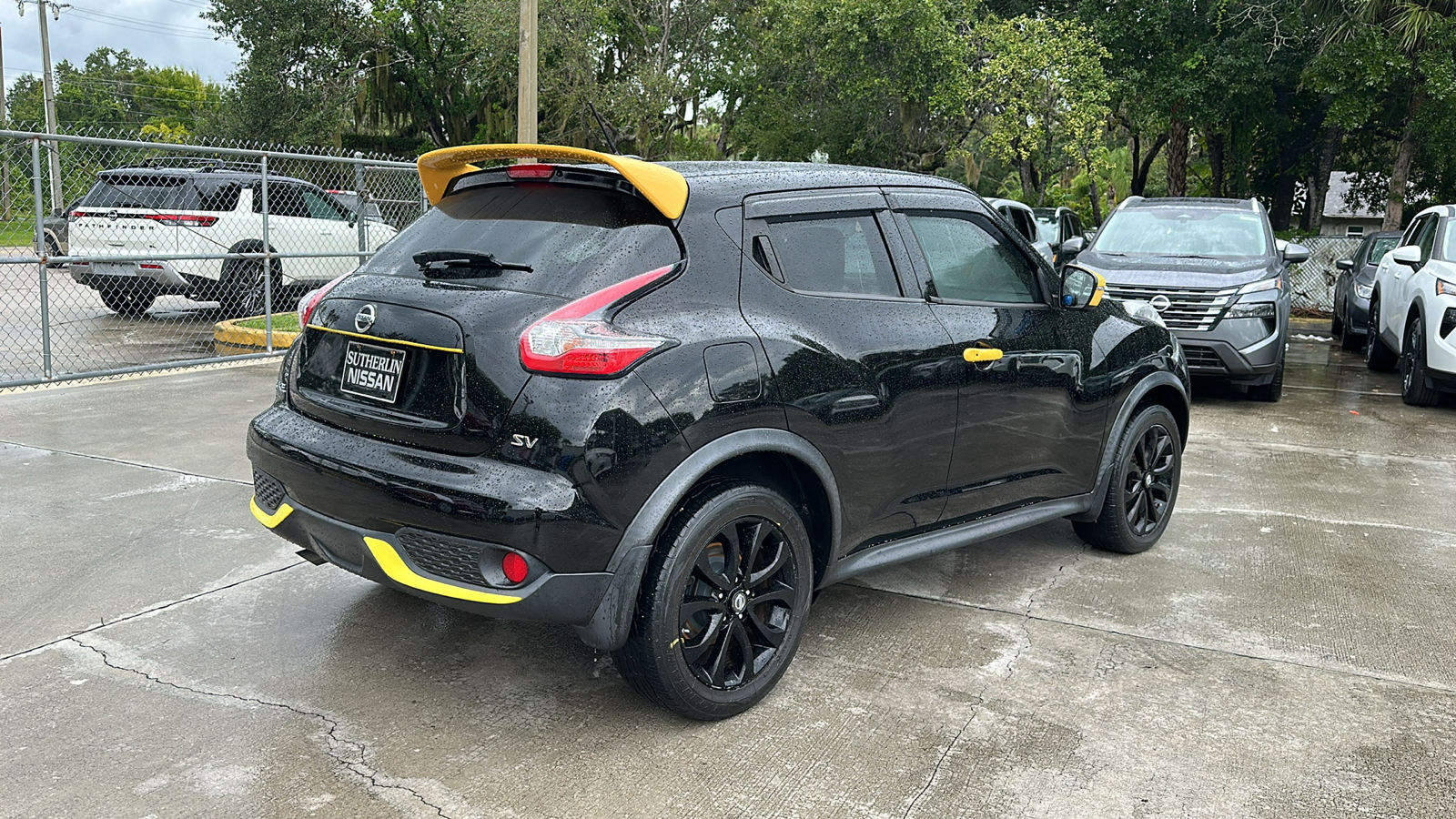 2016 Nissan JUKE SV 8