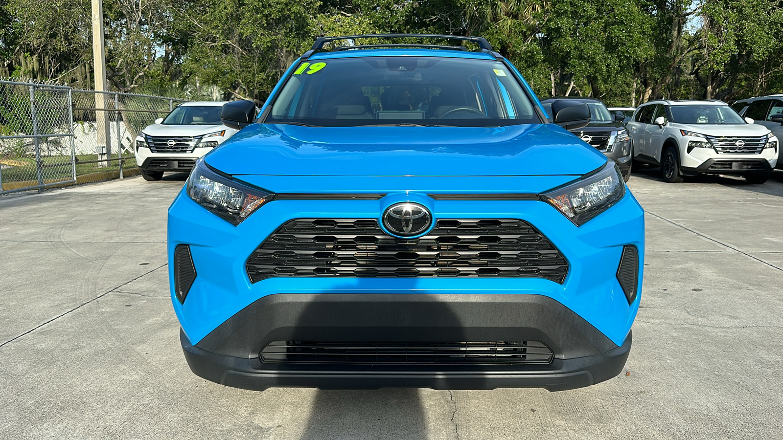 2019 Toyota RAV4 LE 2