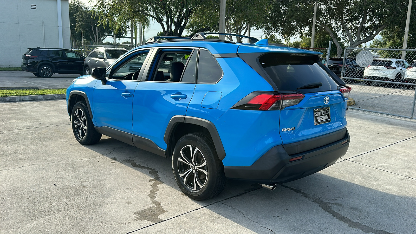 2019 Toyota RAV4 LE 6