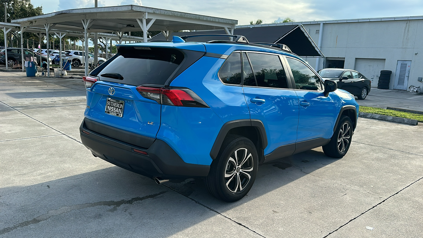 2019 Toyota RAV4 LE 8