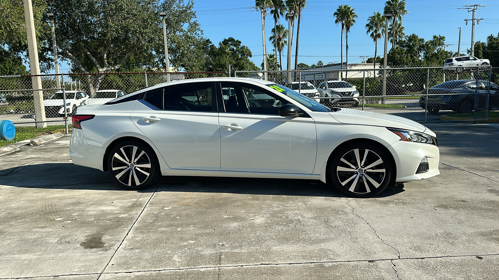 2020 Nissan Altima 2.5 SR 9