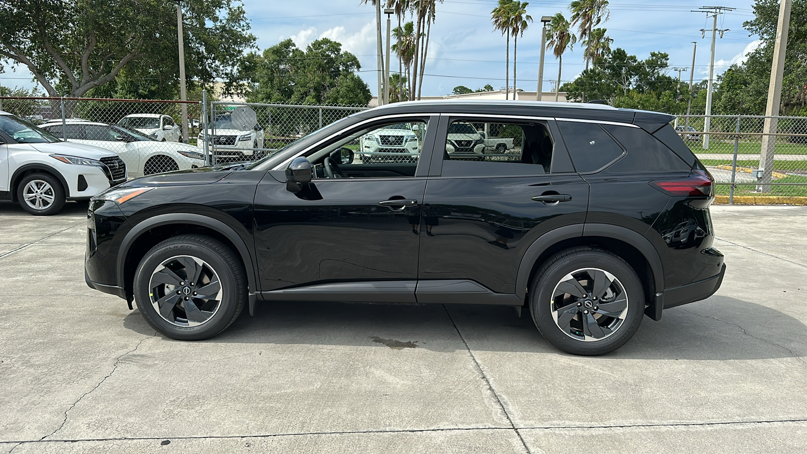 2024 Nissan Rogue SV 5