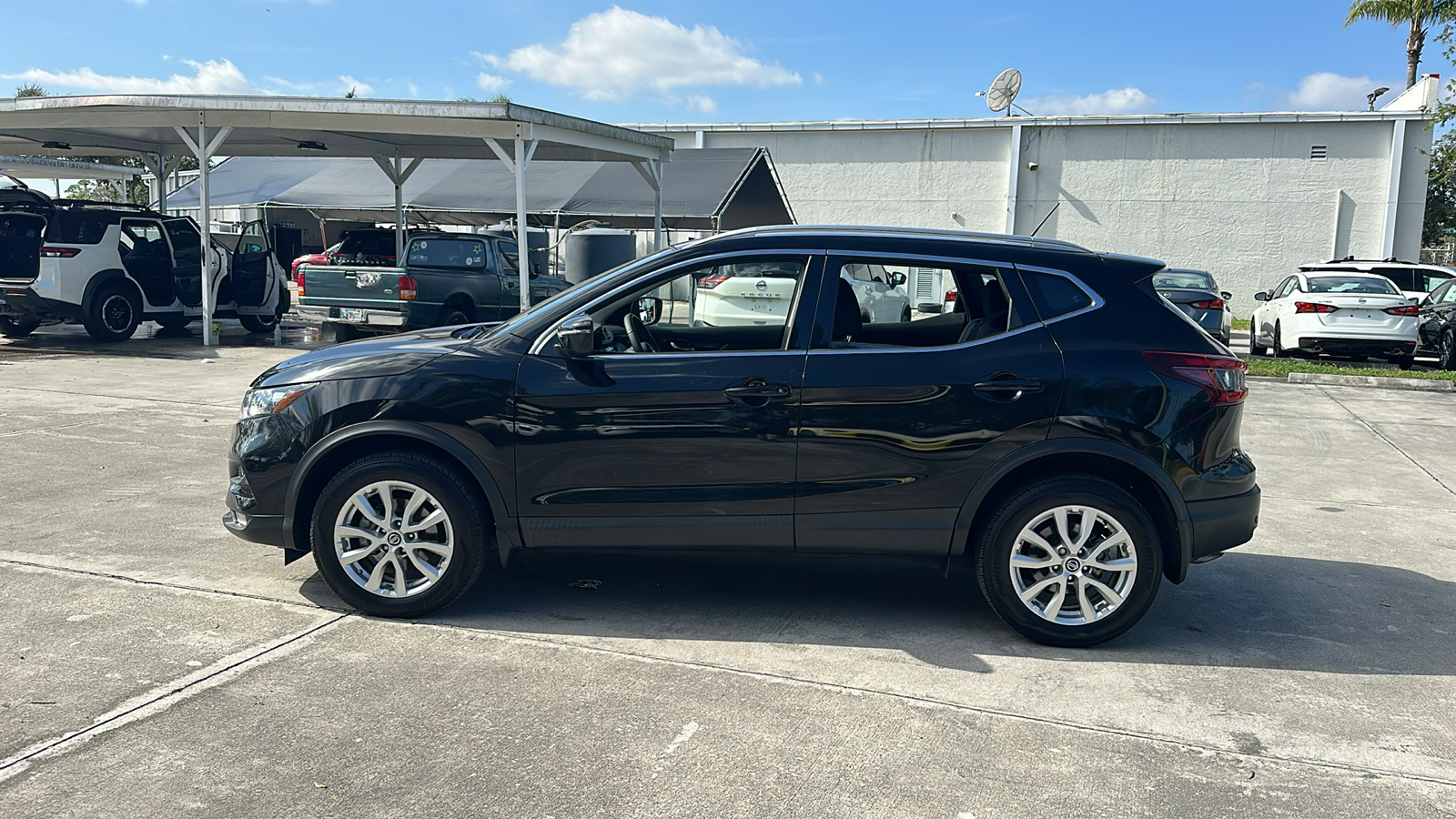 2020 Nissan Rogue Sport SV 4