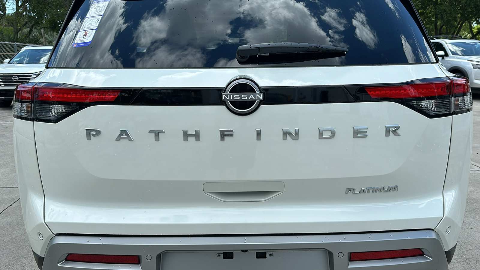 2024 Nissan Pathfinder Platinum 9