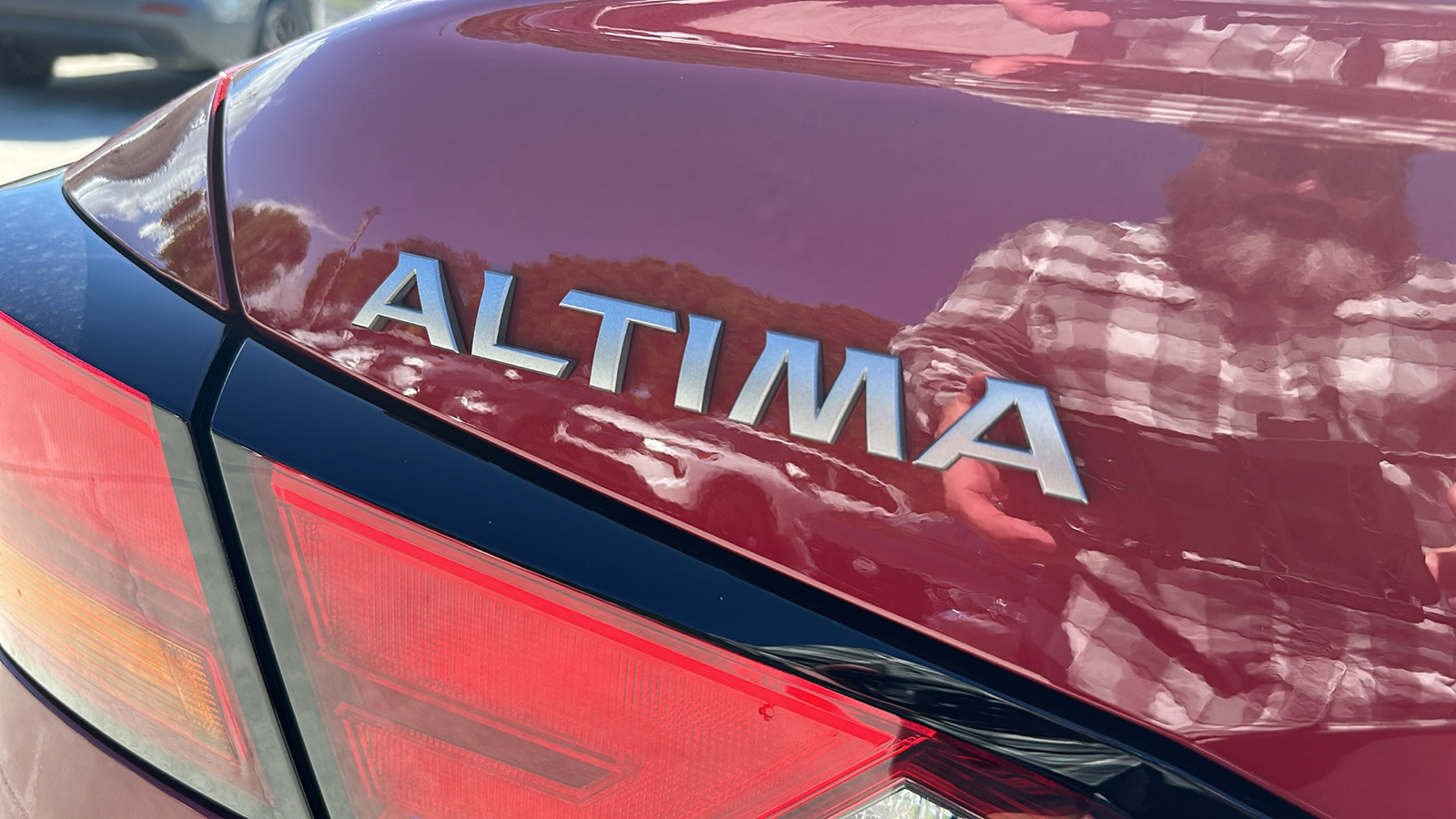 2024 Nissan Altima 2.5 SV 10