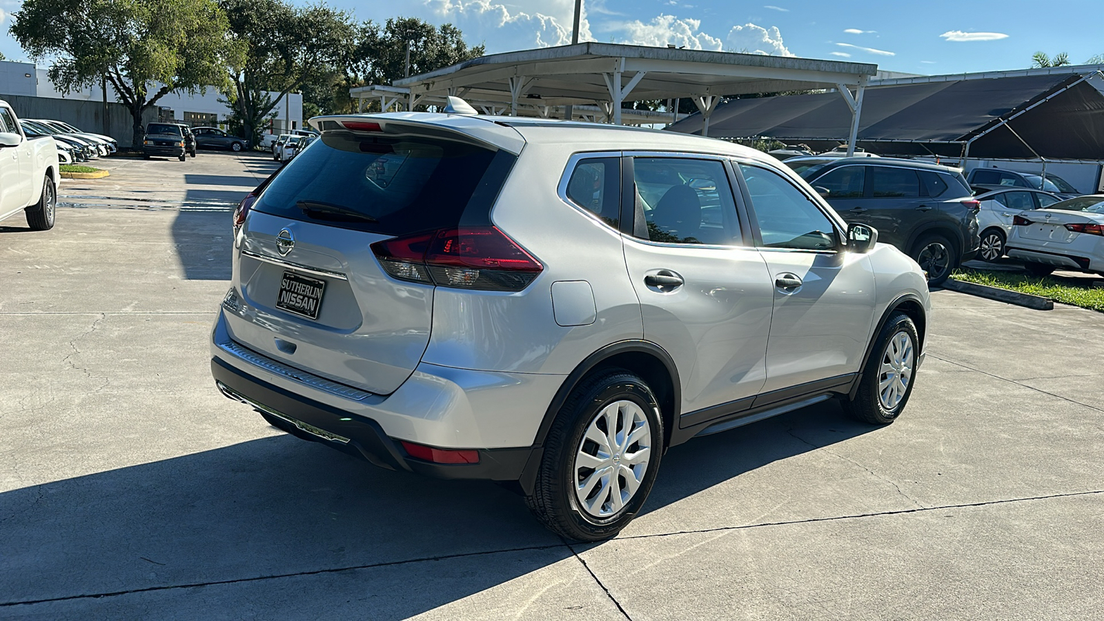 2020 Nissan Rogue S 8