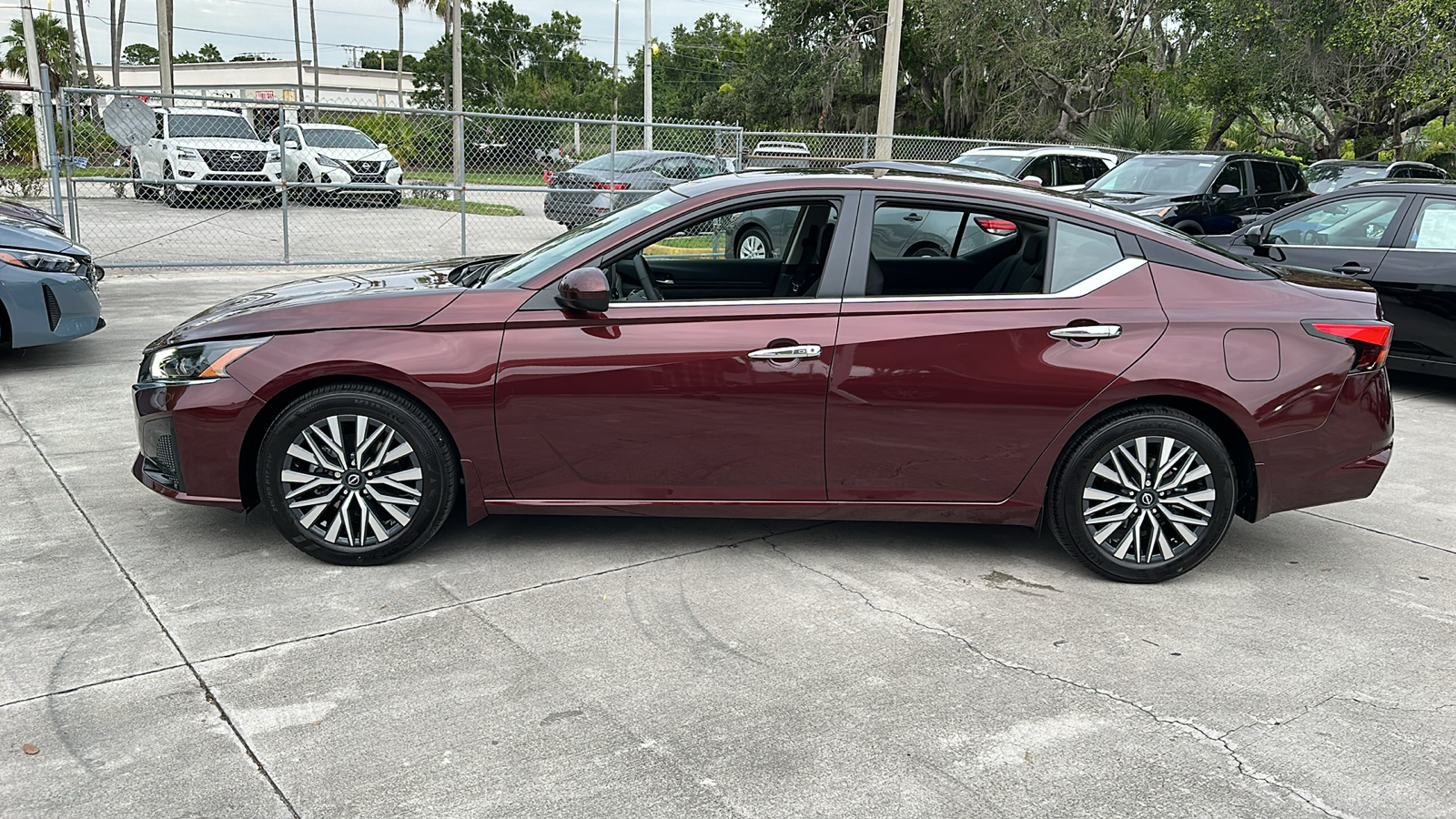 2024 Nissan Altima 2.5 SV 5