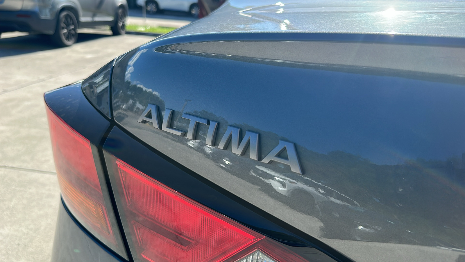 2024 Nissan Altima 2.5 SV 10