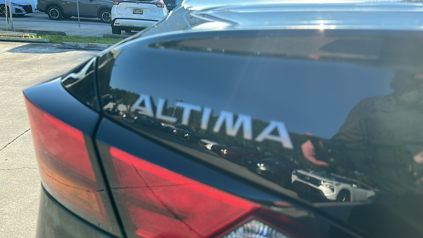 2024 Nissan Altima 2.5 SV 10