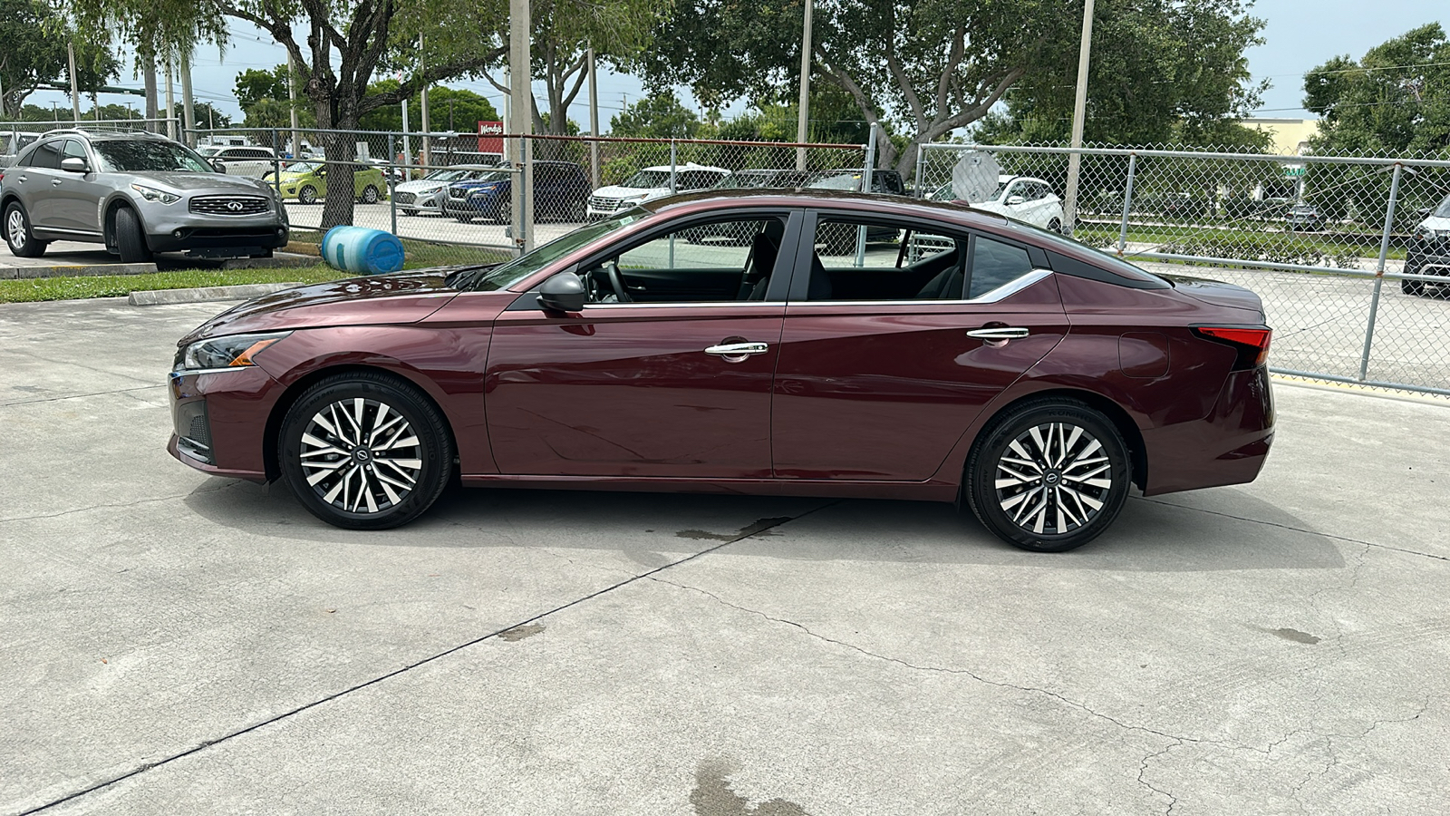 2024 Nissan Altima 2.5 SV 5