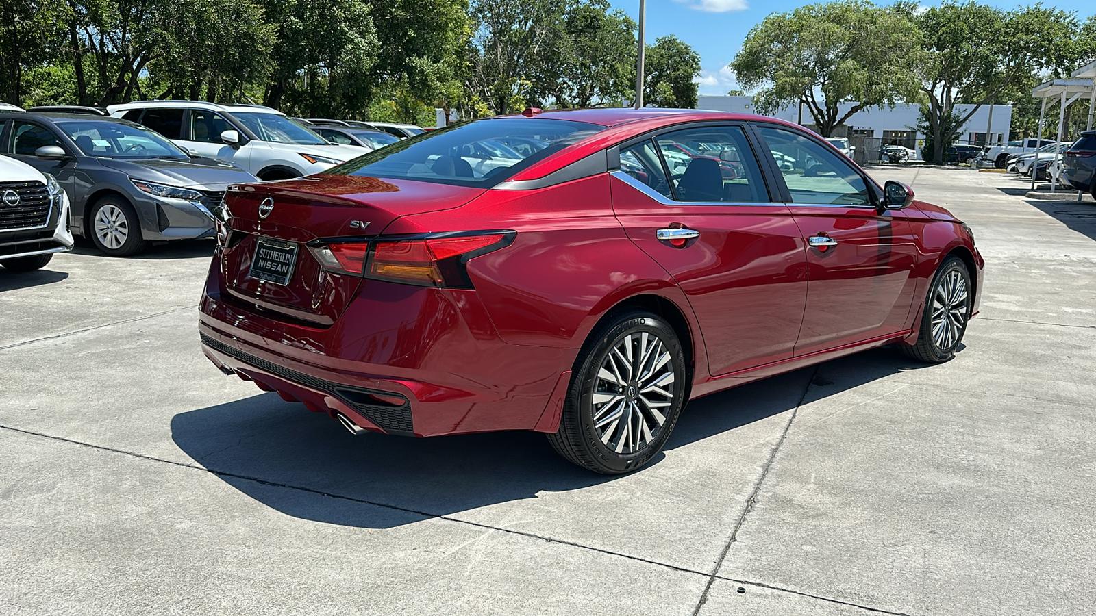 2024 Nissan Altima 2.5 SV 8