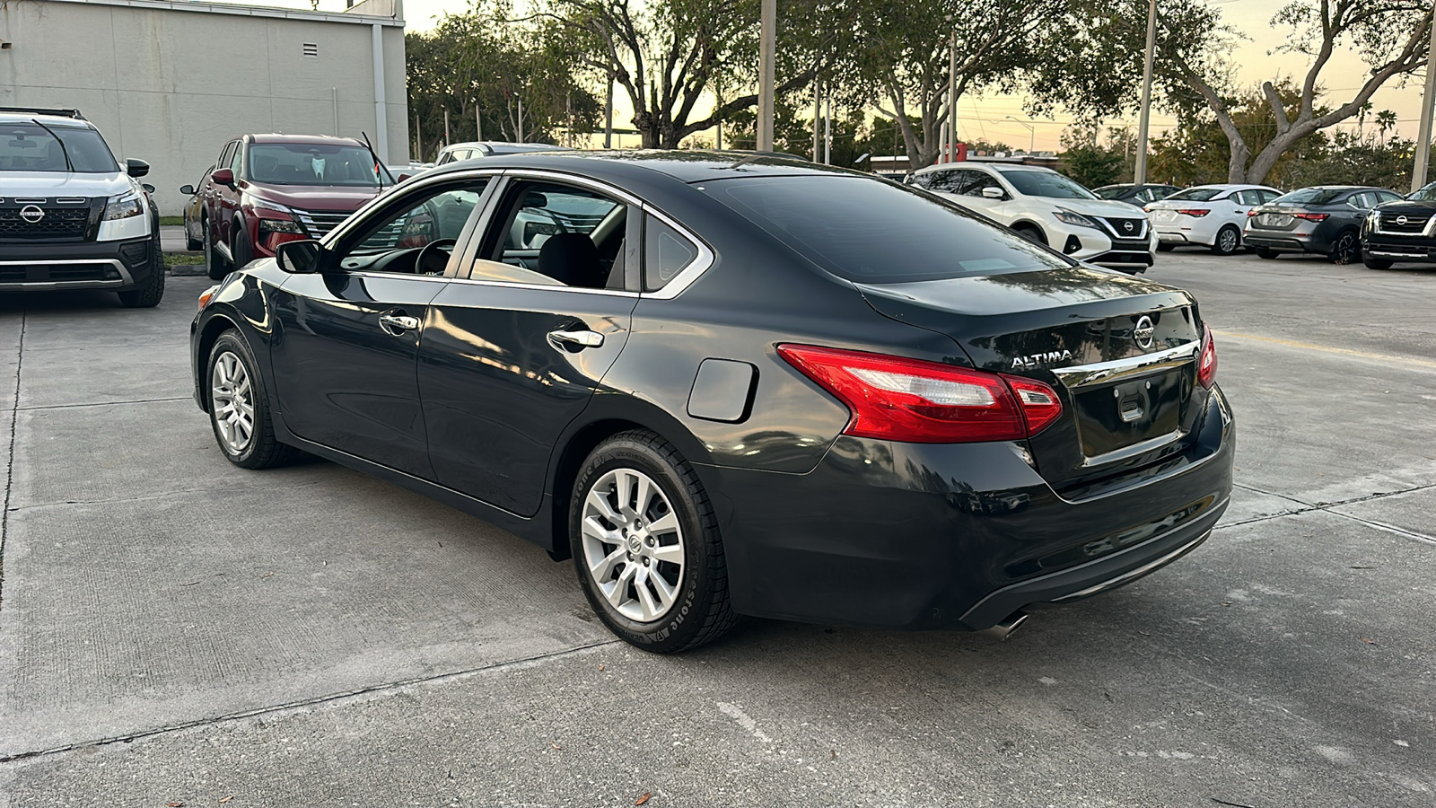 2017 Nissan Altima 2.5 S 5