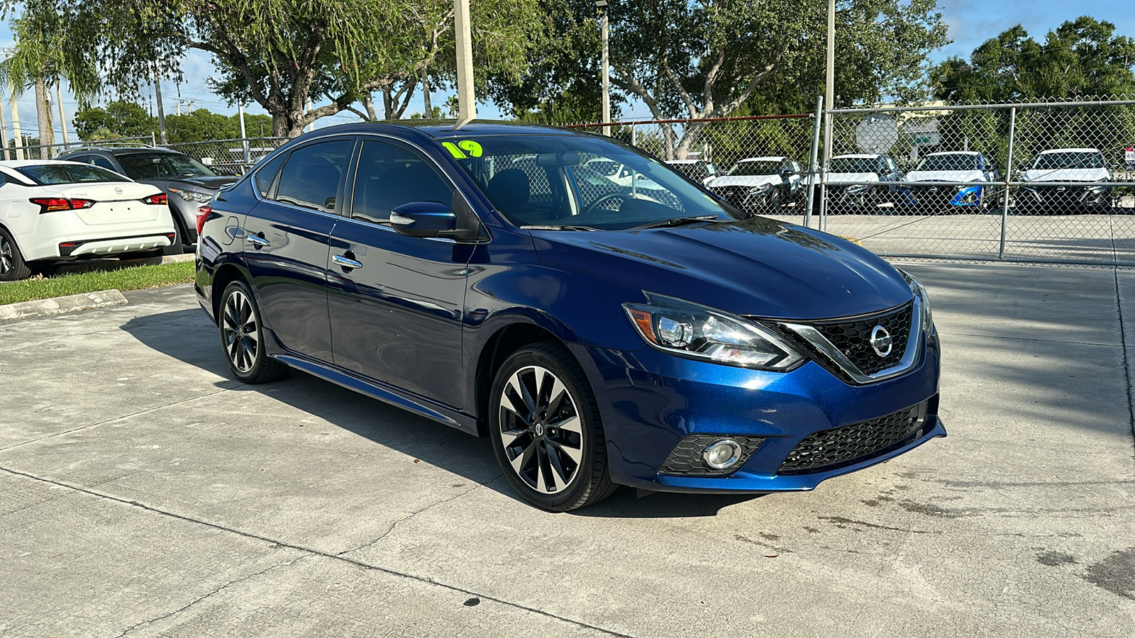 2019 Nissan Sentra SR 1