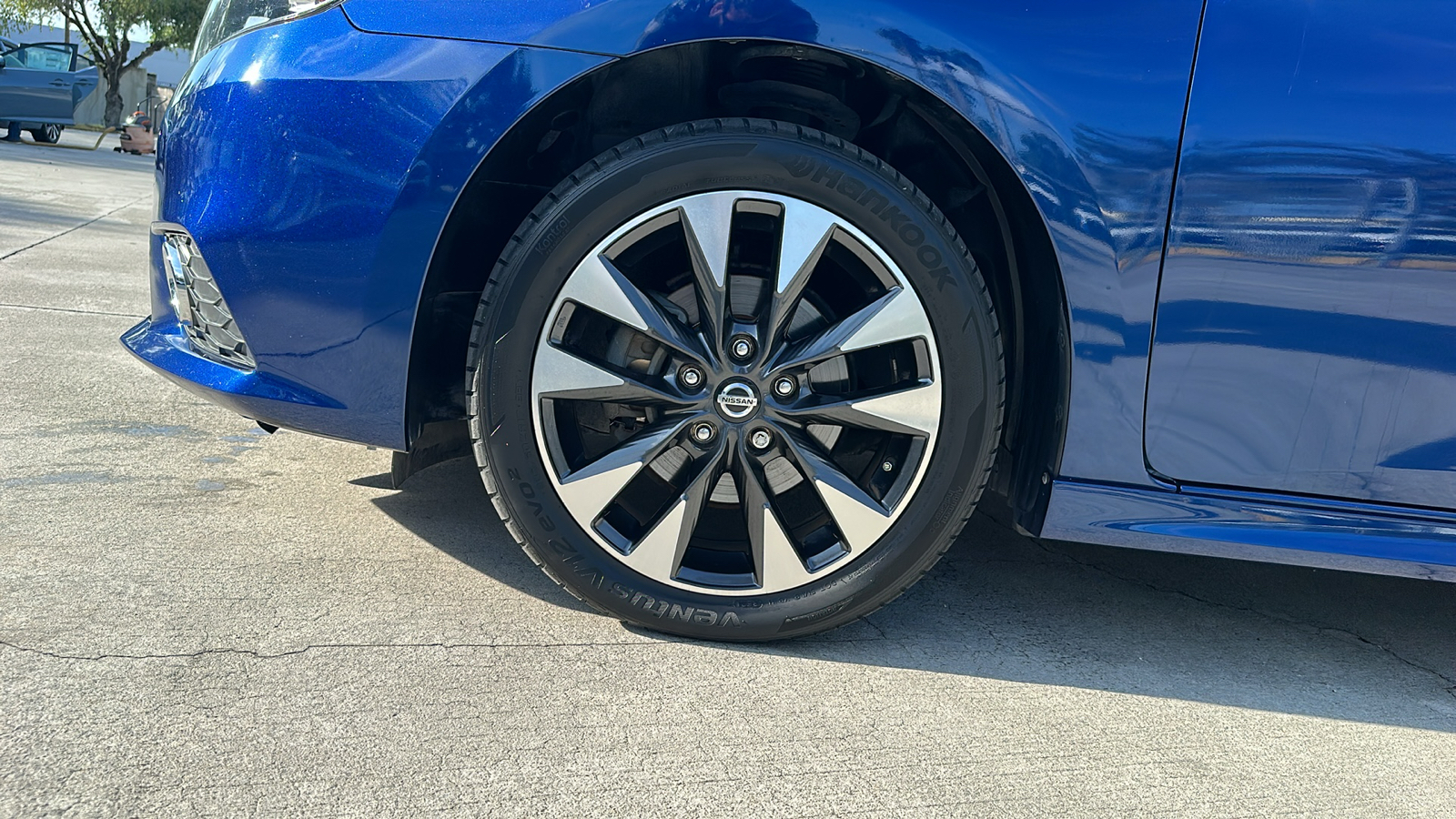 2019 Nissan Sentra SR 12