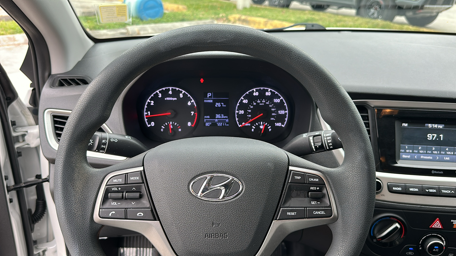 2019 Hyundai Accent SE 17