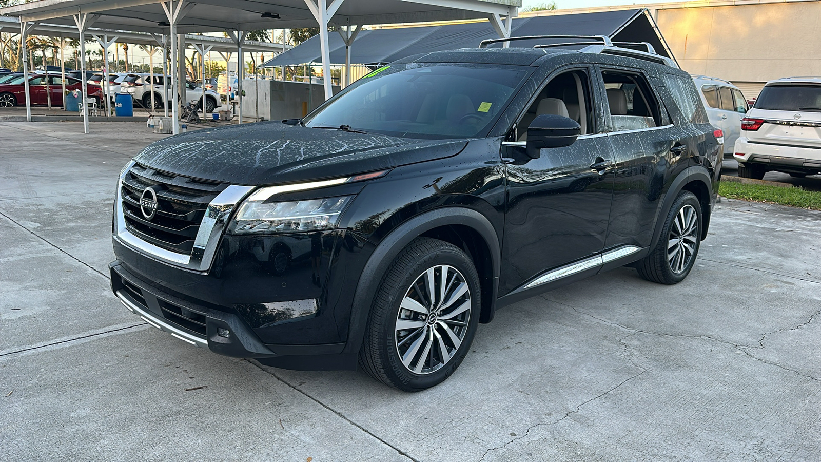 2022 Nissan Pathfinder Platinum 4