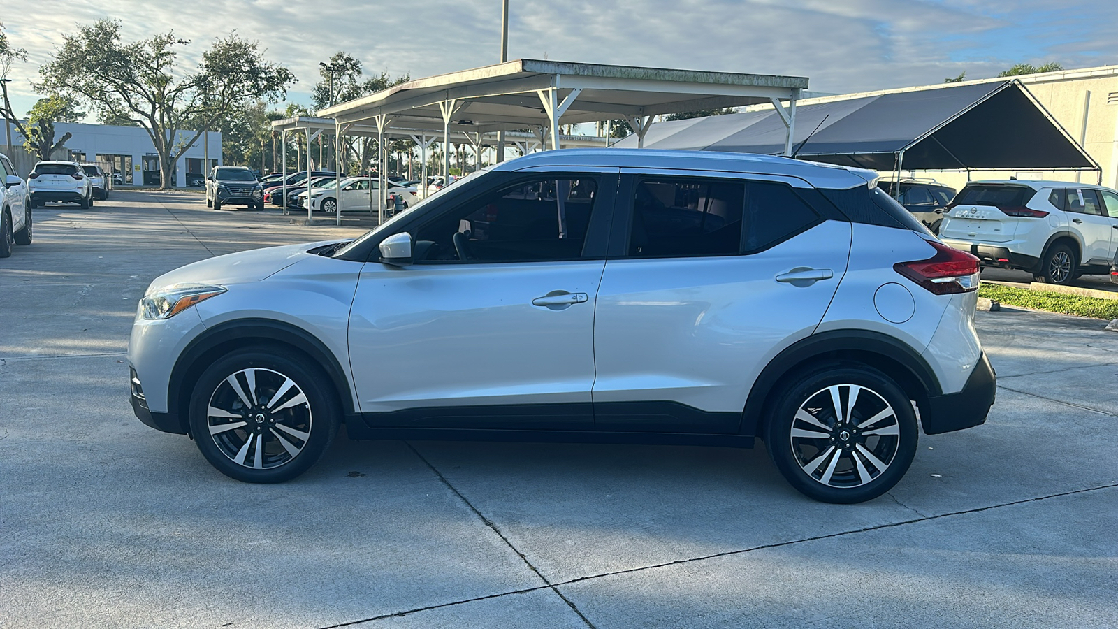 2020 Nissan Kicks SV 4