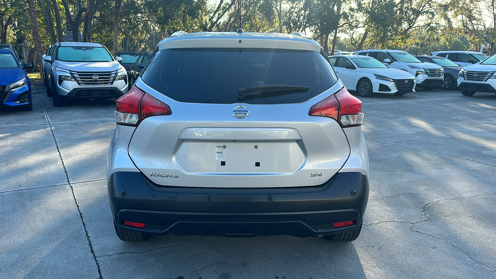 2020 Nissan Kicks SV 6