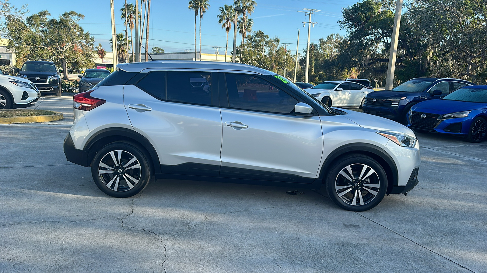 2020 Nissan Kicks SV 8