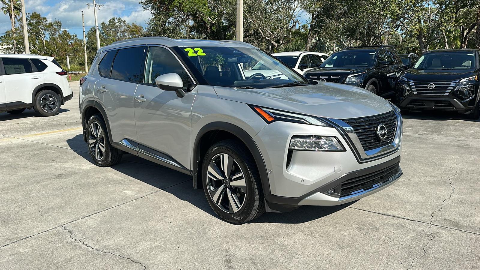 2022 Nissan Rogue Platinum 1