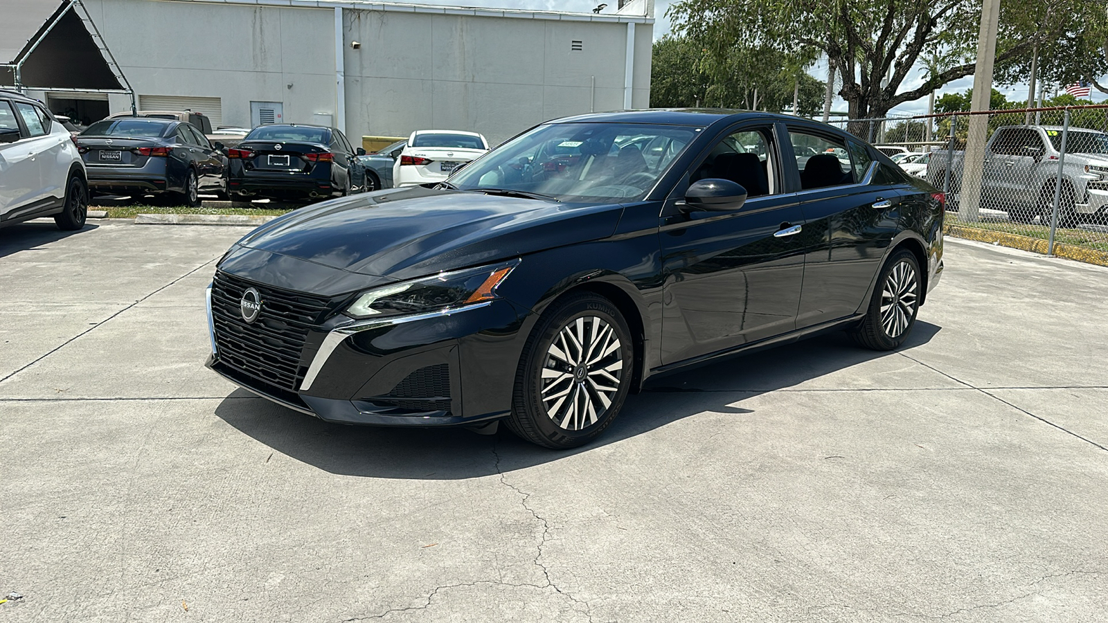 2024 Nissan Altima 2.5 SV 4