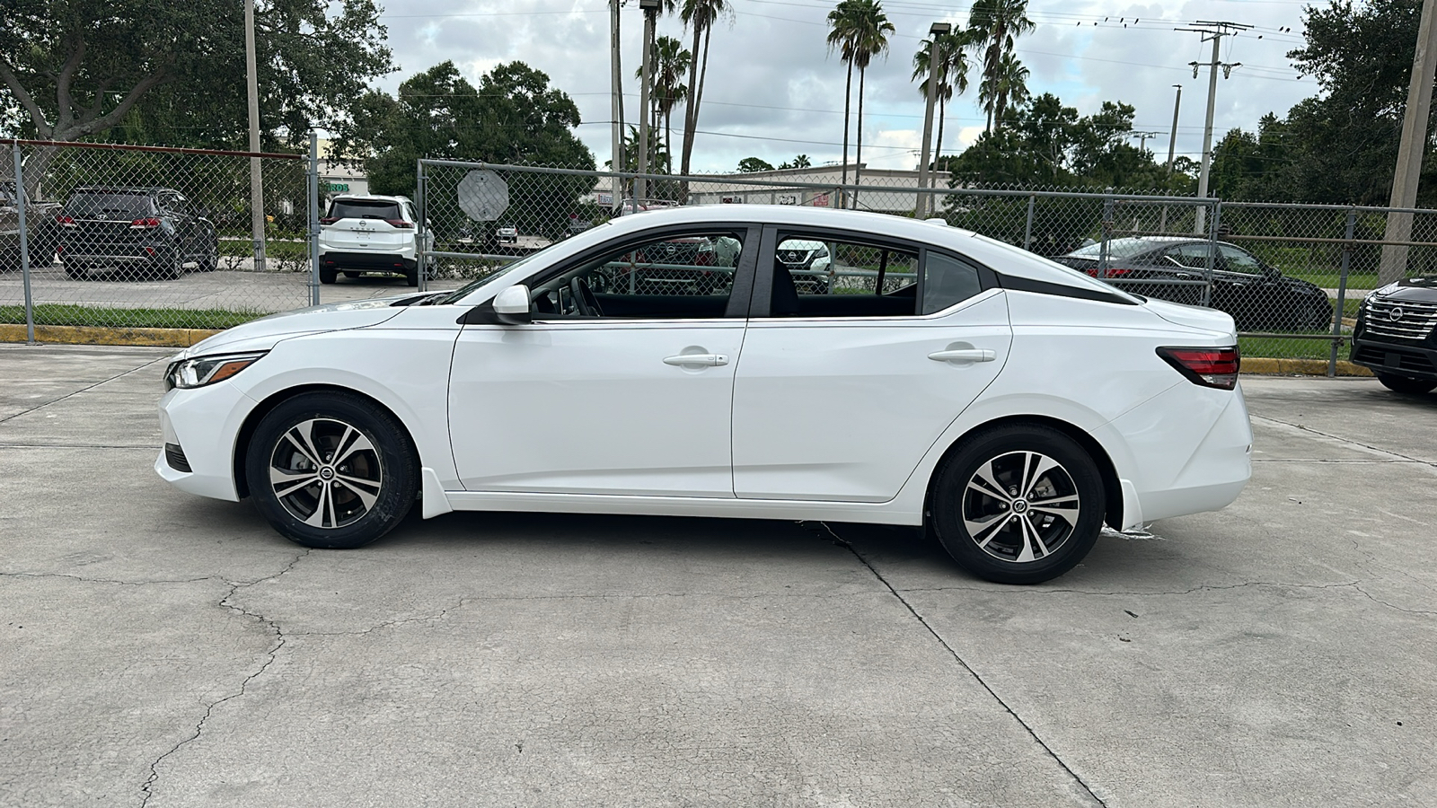 2022 Nissan Sentra SV 5