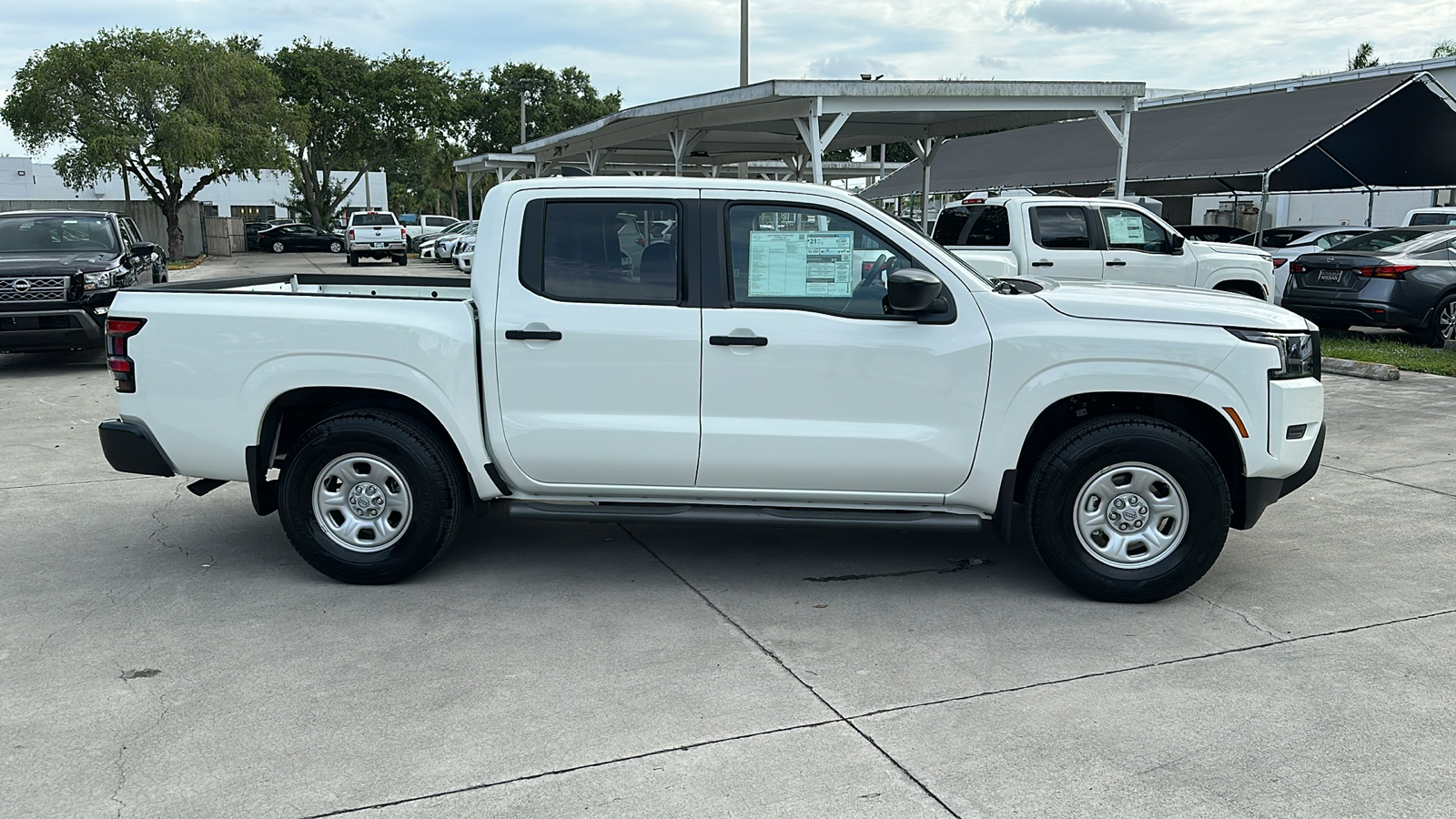 2024 Nissan Frontier S 9