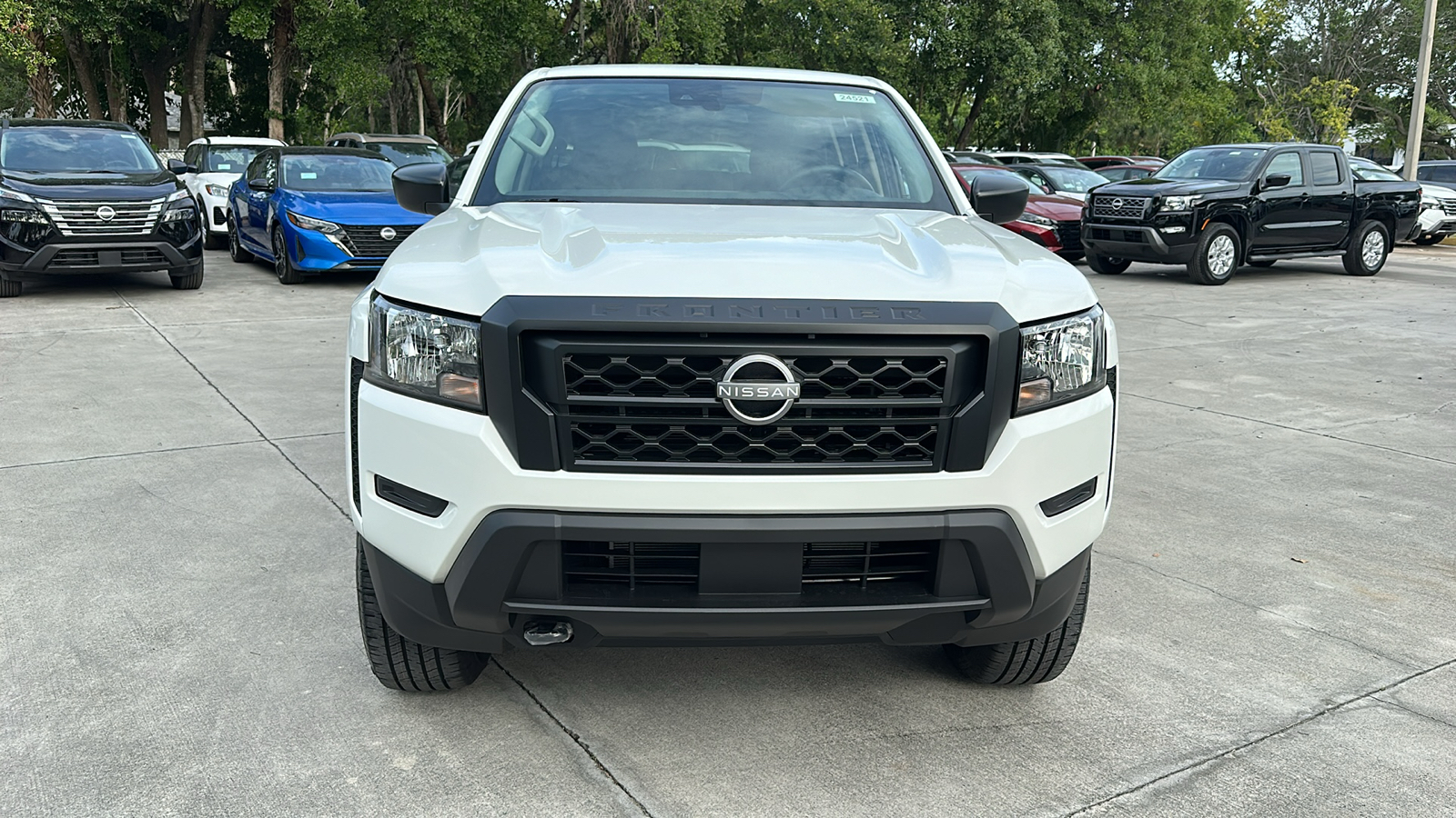 2024 Nissan Frontier S 2