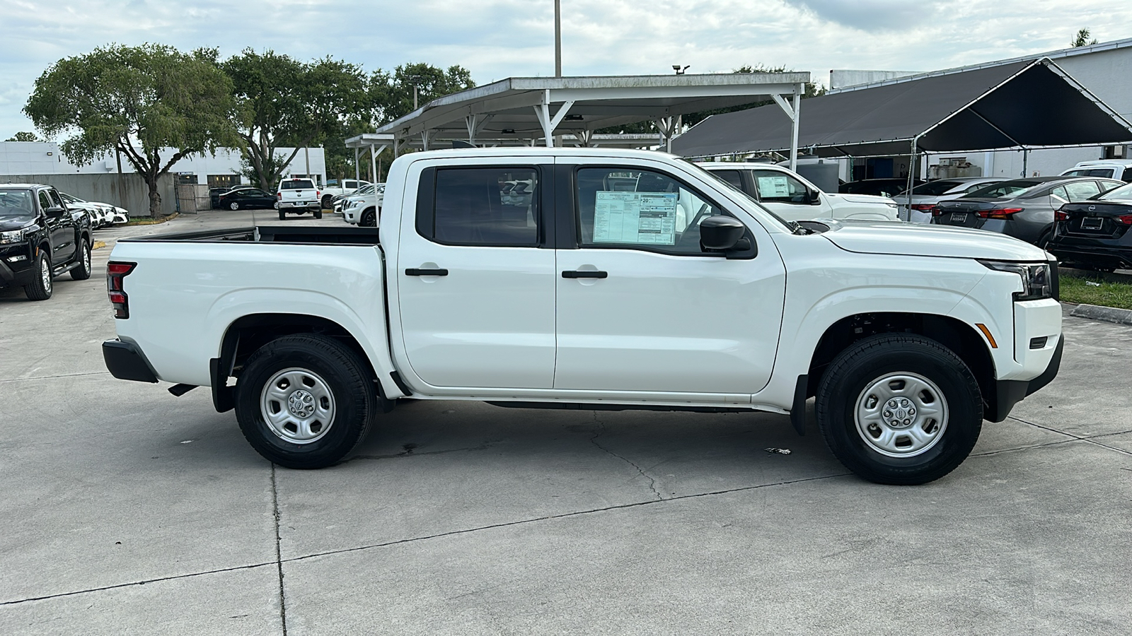 2024 Nissan Frontier S 9