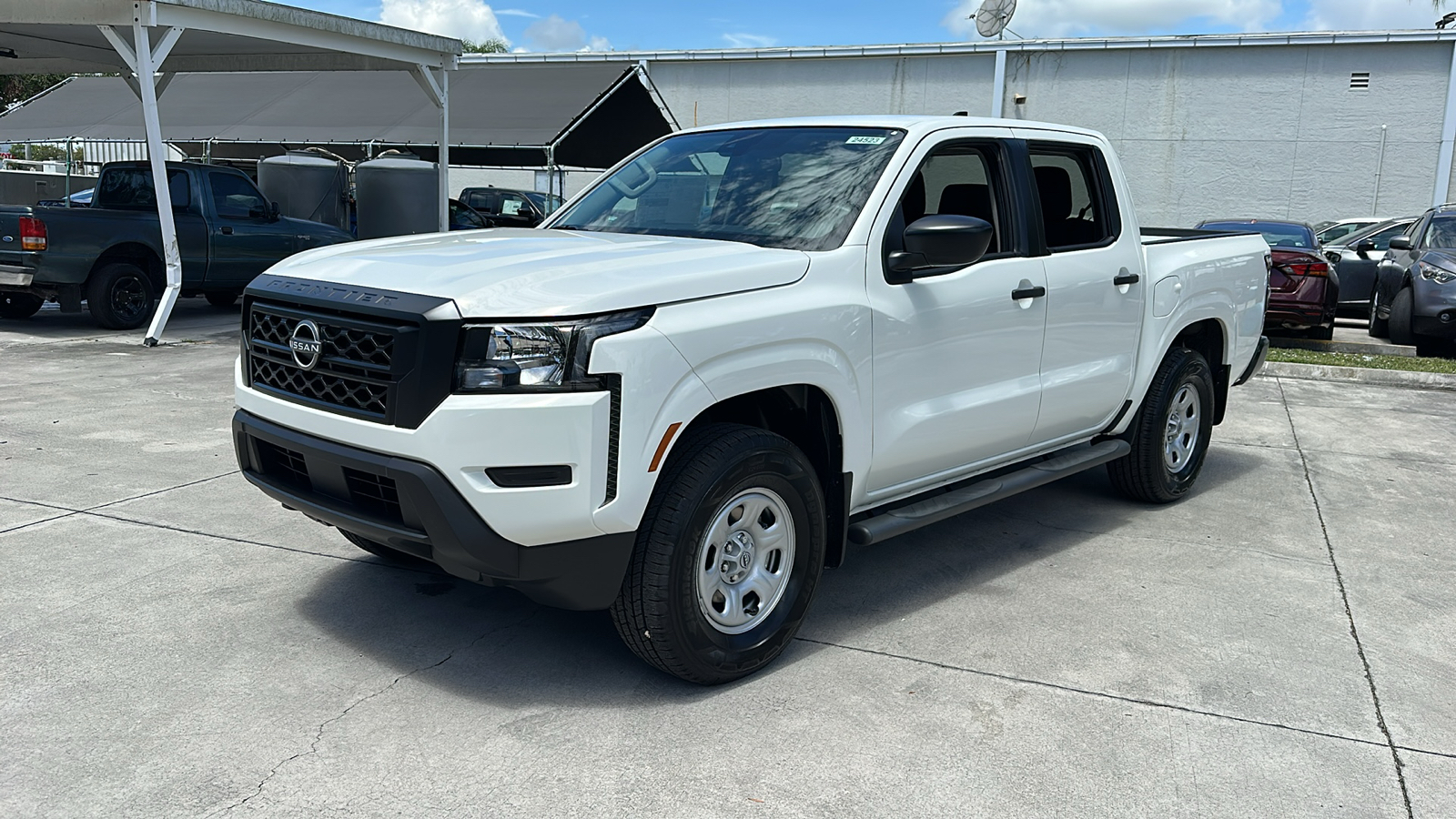 2024 Nissan Frontier S 3