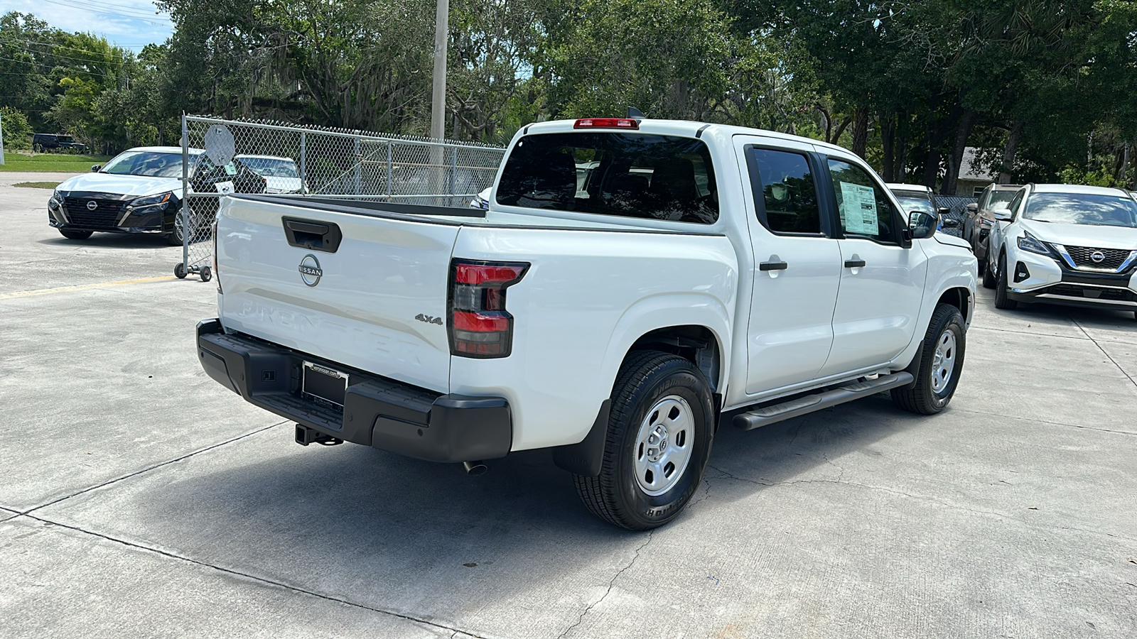 2024 Nissan Frontier S 7