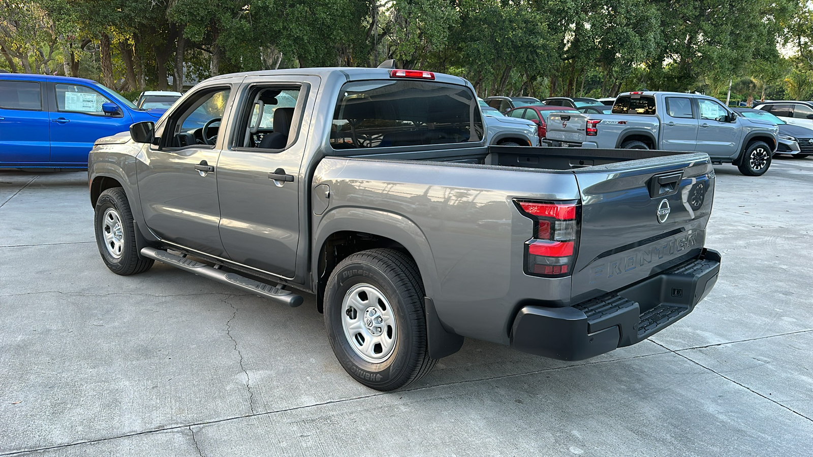 2024 Nissan Frontier S 6