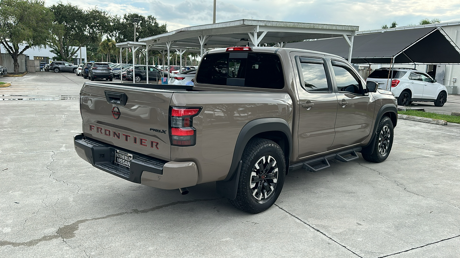 2023 Nissan Frontier PRO-X 8