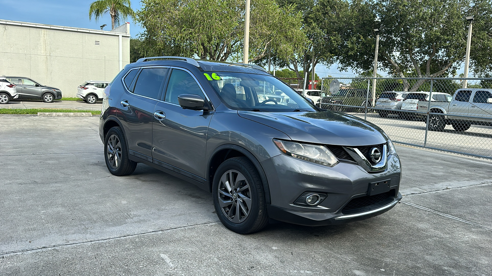 2016 Nissan Rogue SL 1