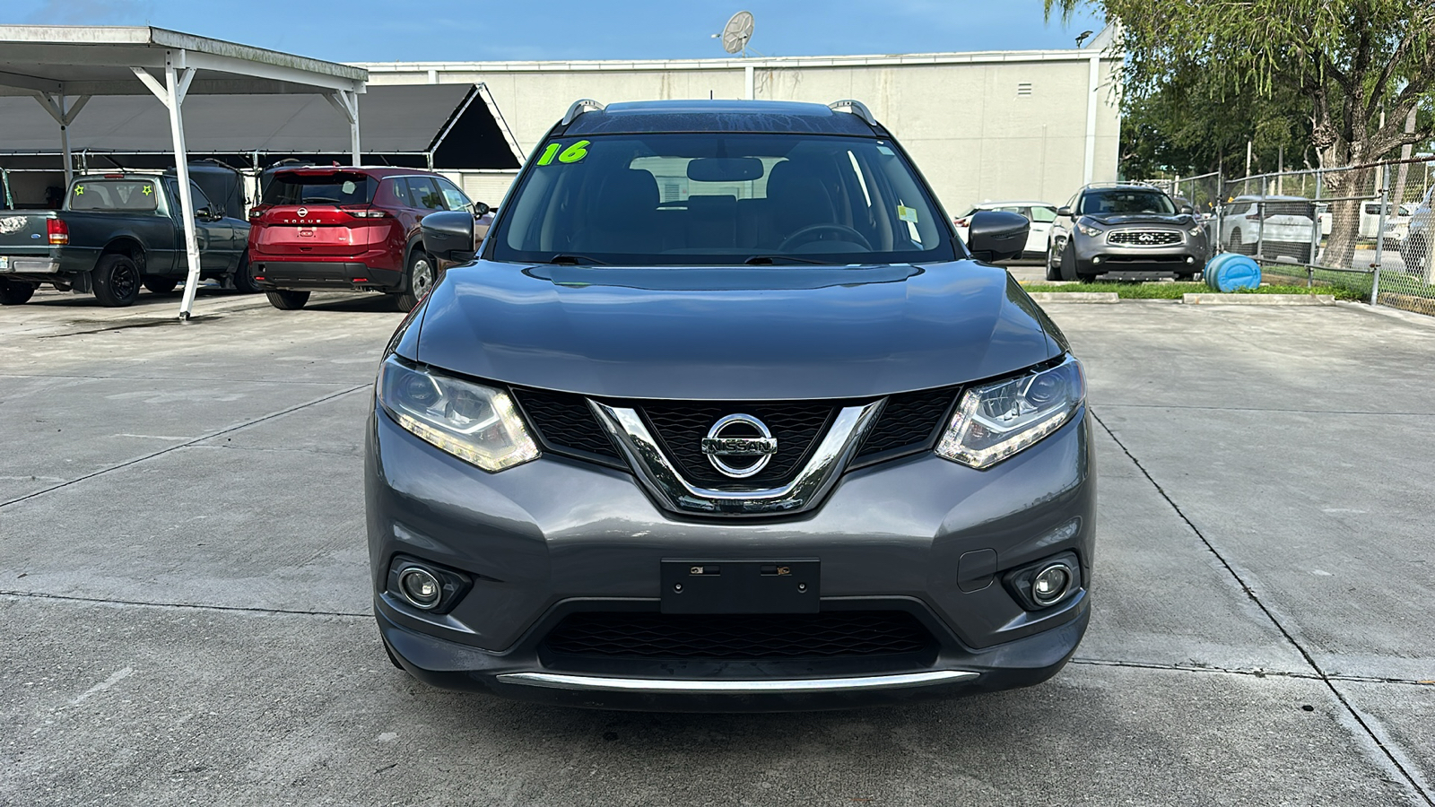 2016 Nissan Rogue SL 2