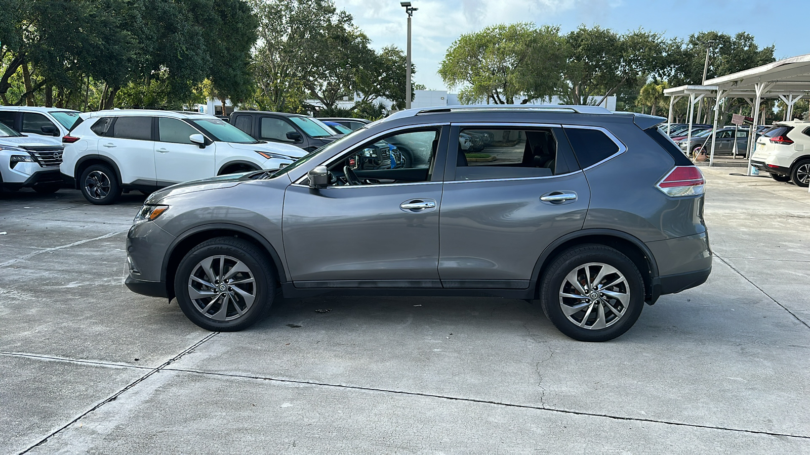 2016 Nissan Rogue SL 5