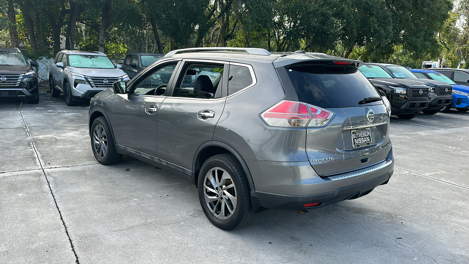 2016 Nissan Rogue SL 6