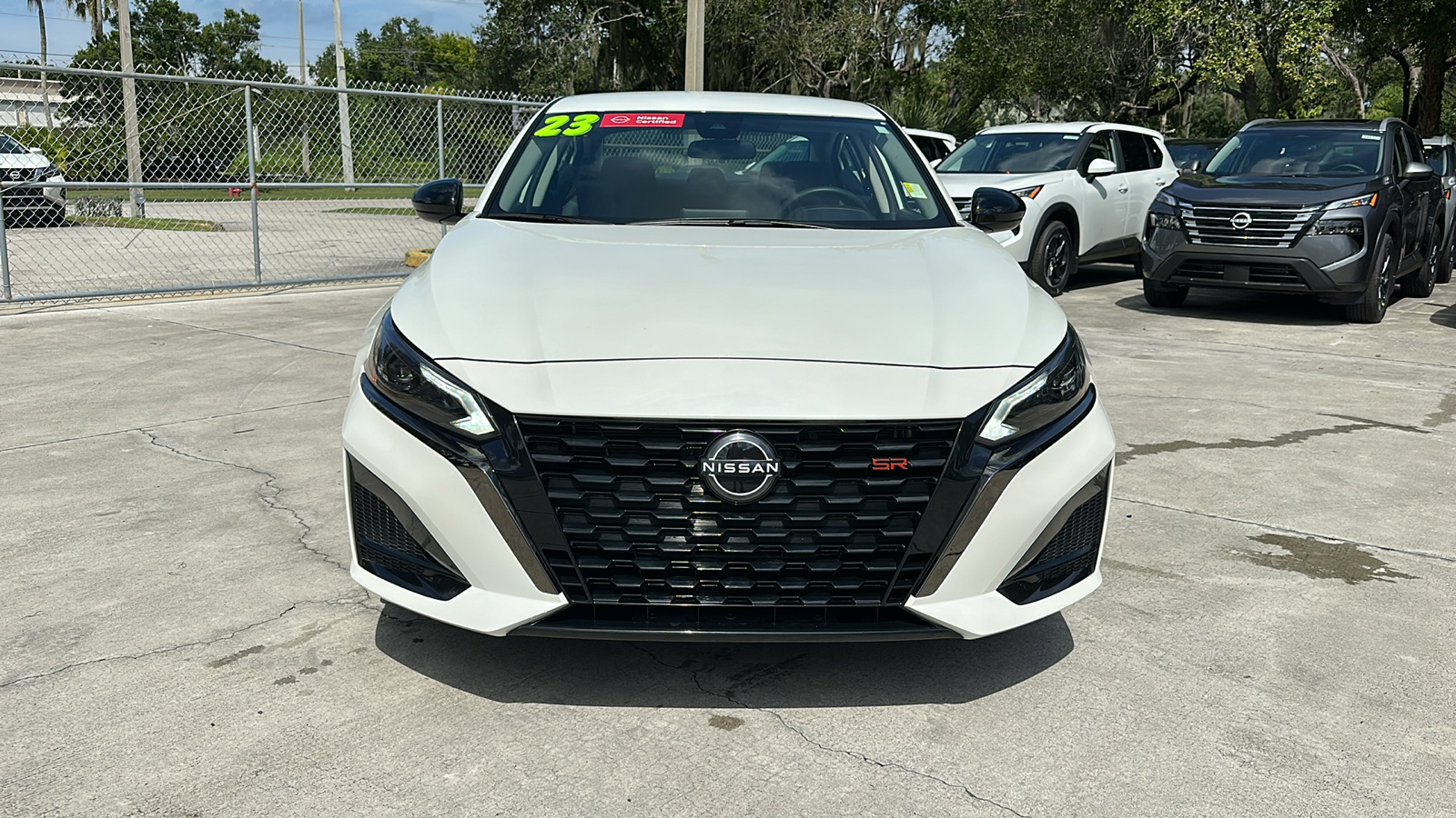 2023 Nissan Altima 2.5 SR 2