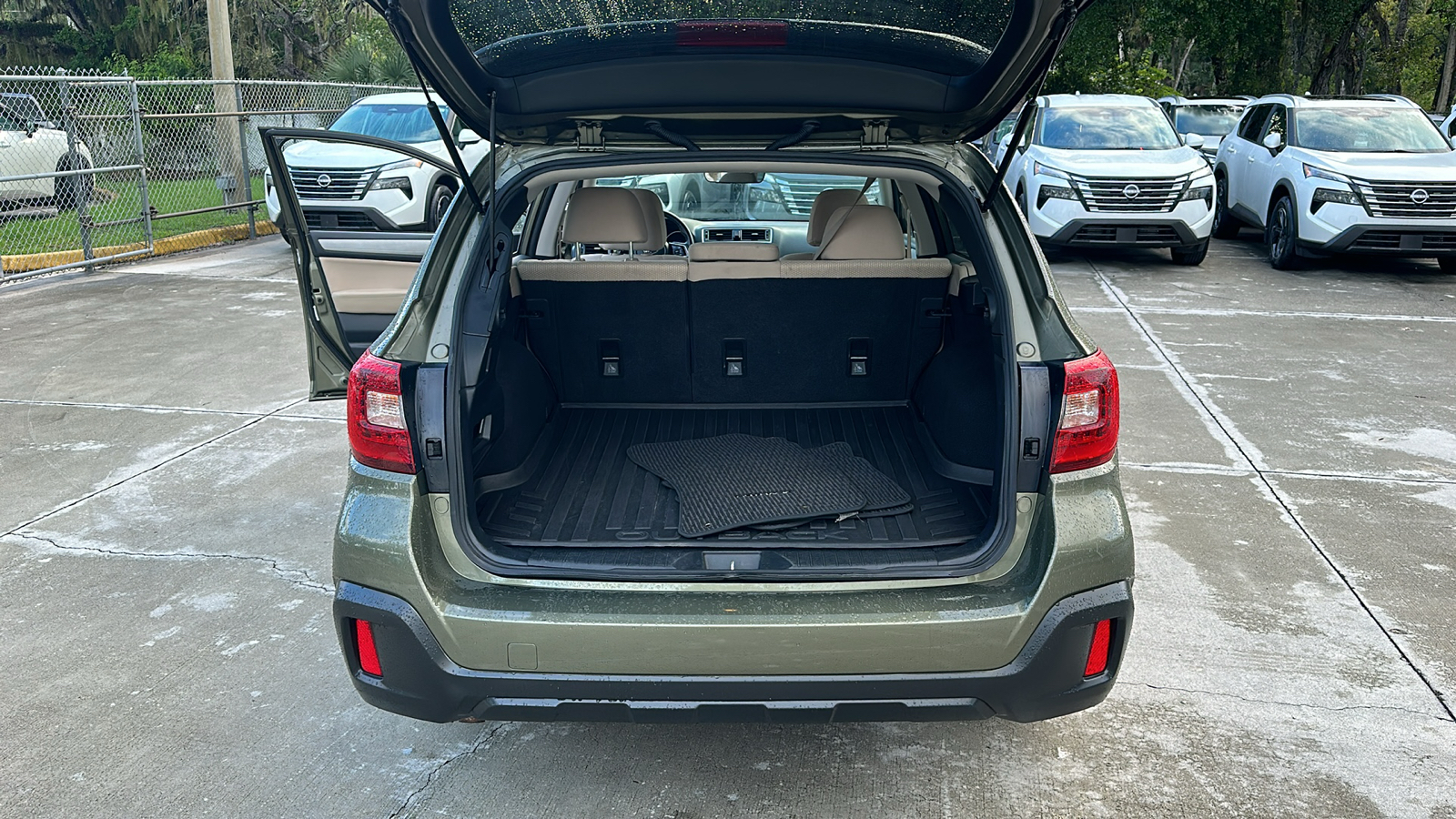 2018 Subaru Outback Premium 31