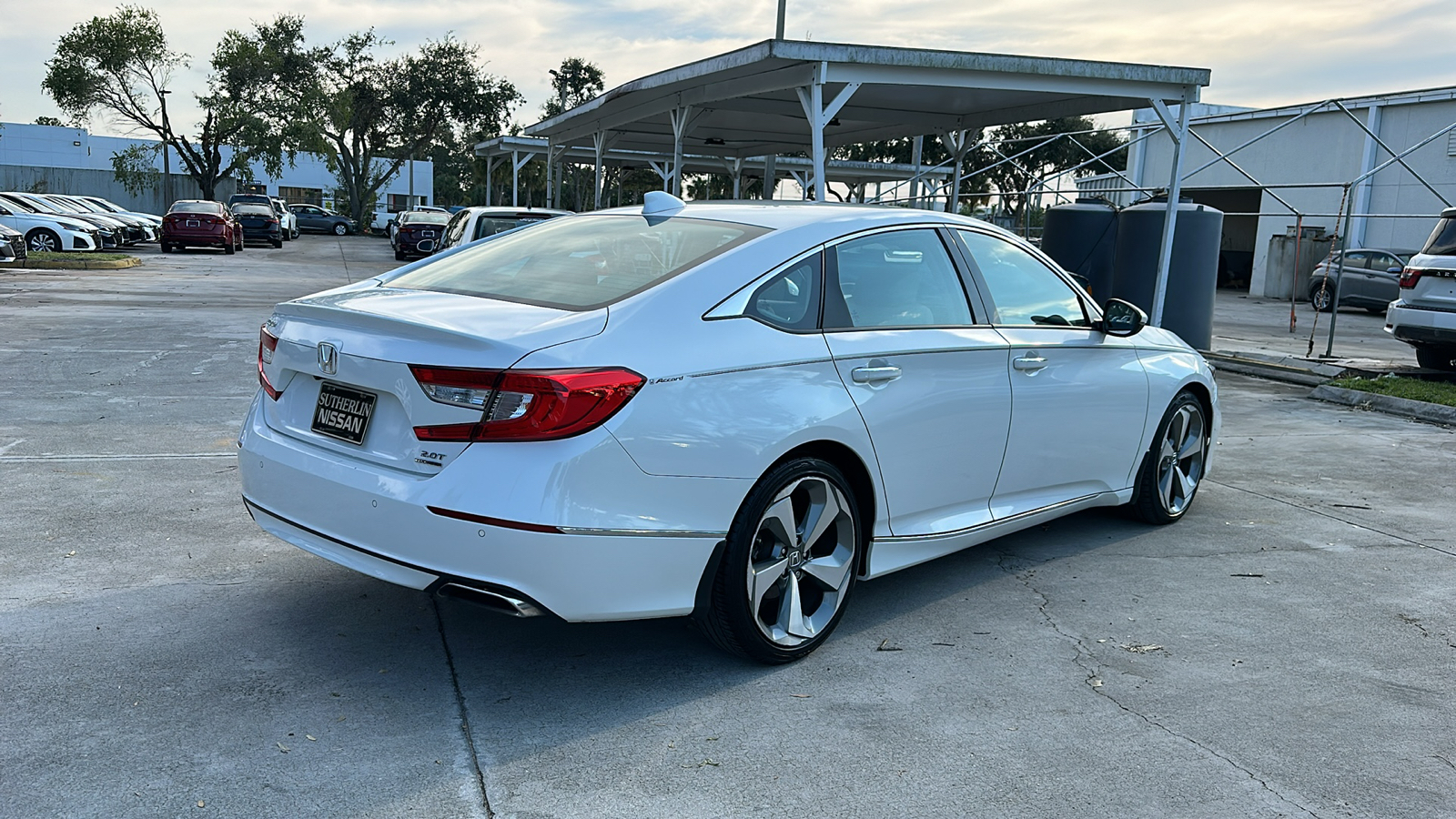 2019 Honda Accord Sedan Touring 2.0T 8