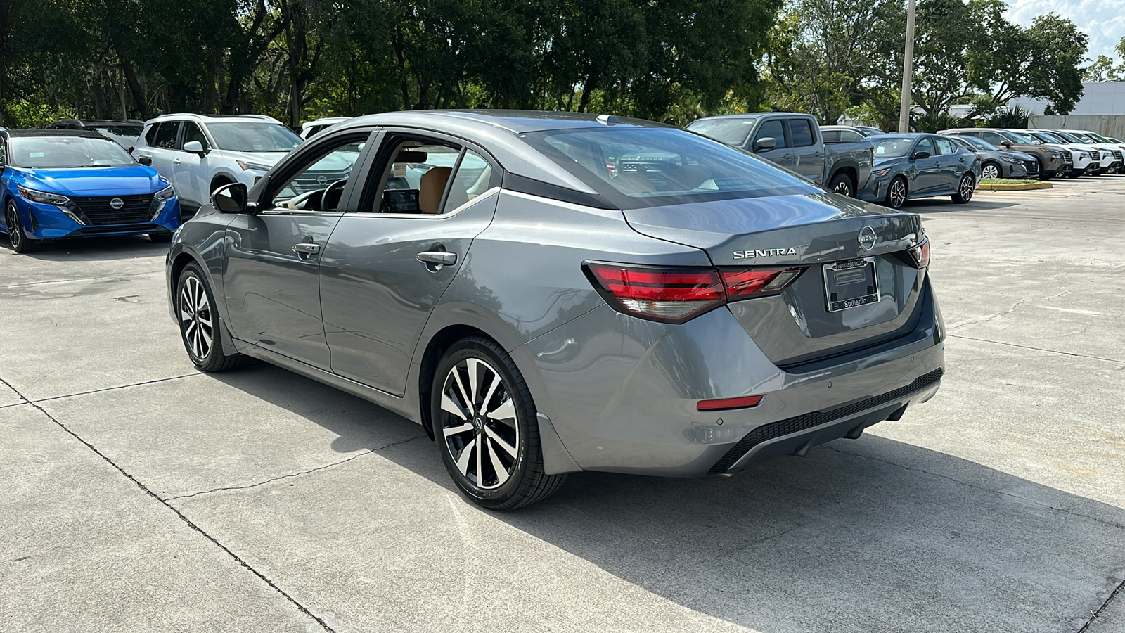 2024 Nissan Sentra SV 6