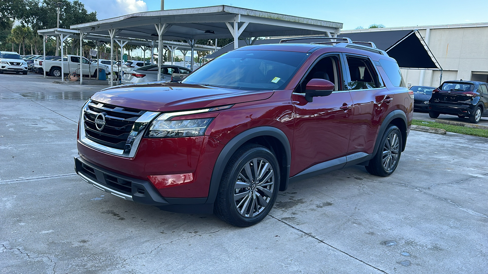 2024 Nissan Pathfinder SL 4