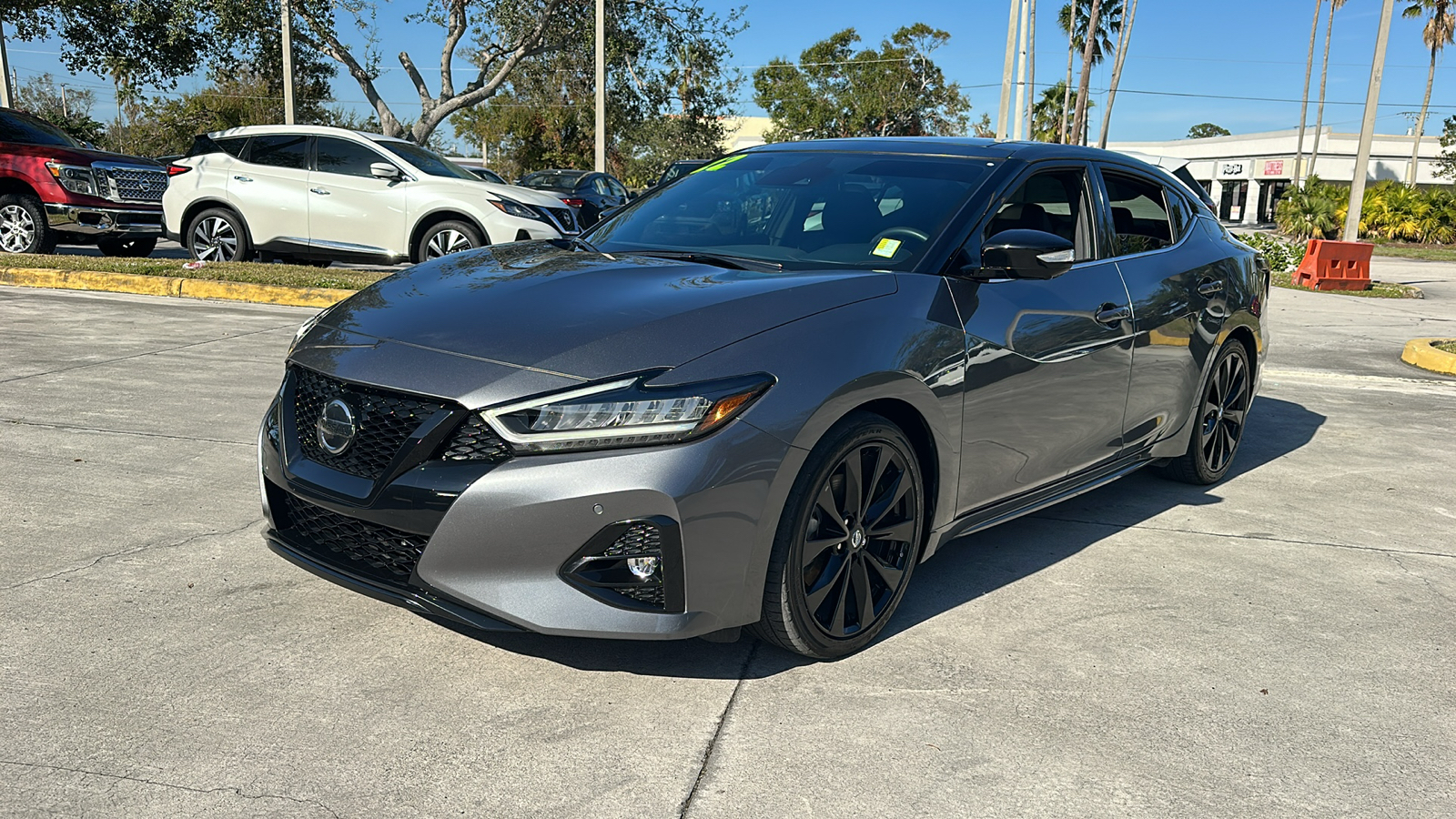 2022 Nissan Maxima SR 3