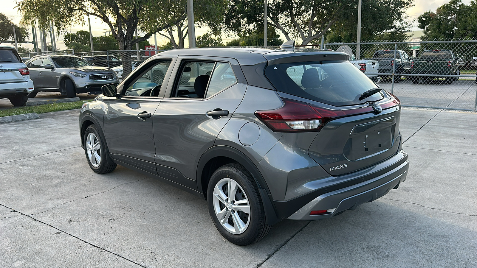 2024 Nissan Kicks S 6