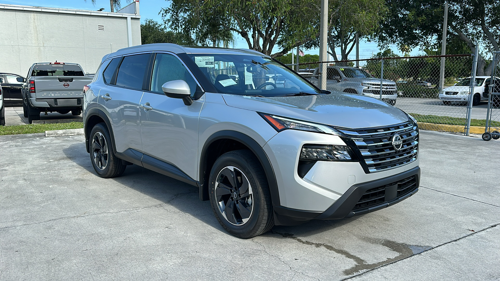 2024 Nissan Rogue SV 1